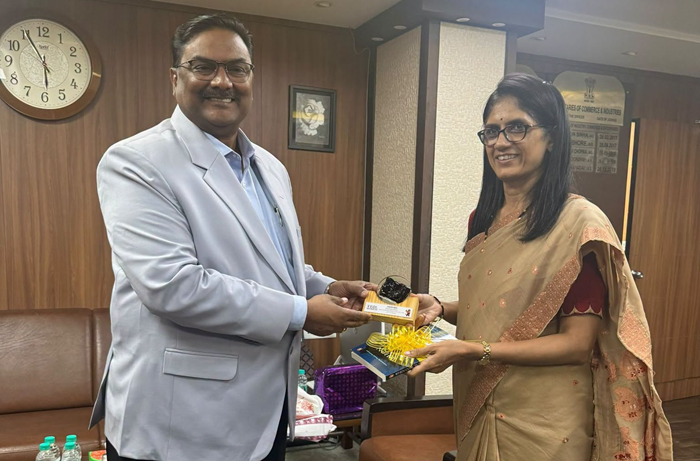 CMD, ECL discusses sand supply issues with WB Govt